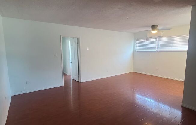 2 beds, 1 bath, 875 sqft, $2,499, Unit 03