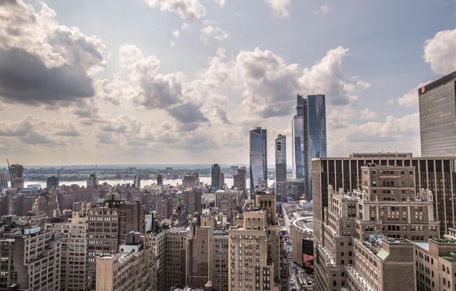 1 bed, 1 bath, 616 sqft, $5,403, Unit 22G