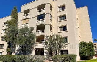 7910 E CAMELBACK RD E