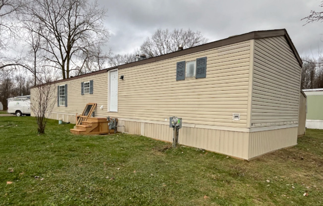 3 Bed 2 Bath Mobile Home MOVE IN READY!