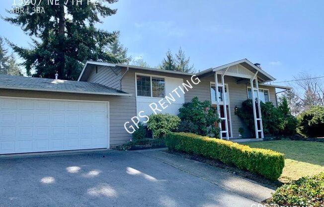 15207 NE 7 PL
