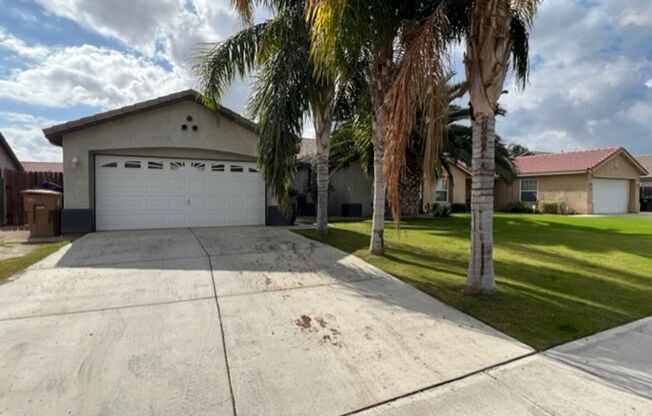 Southwest Bakersfield 4 Bedroom Home