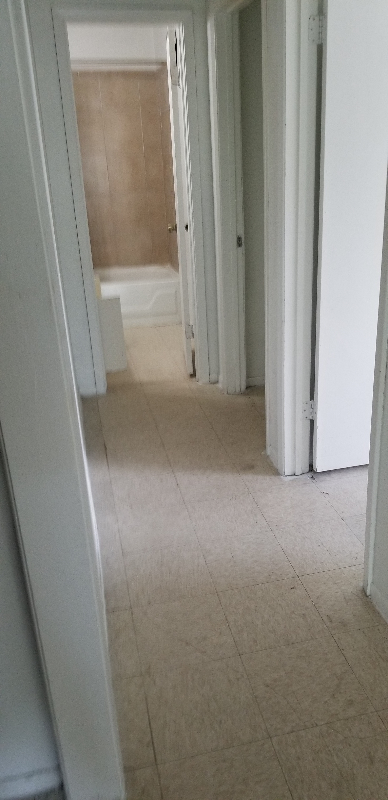 4214 WOODMANOR