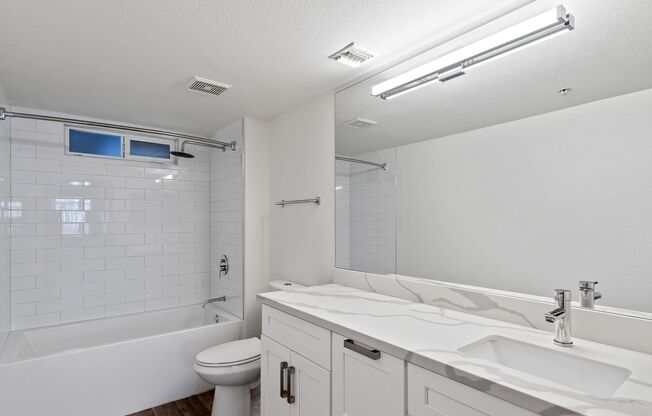 2 beds, 2 baths, 1,100 sqft, $2,799, Unit 401 R