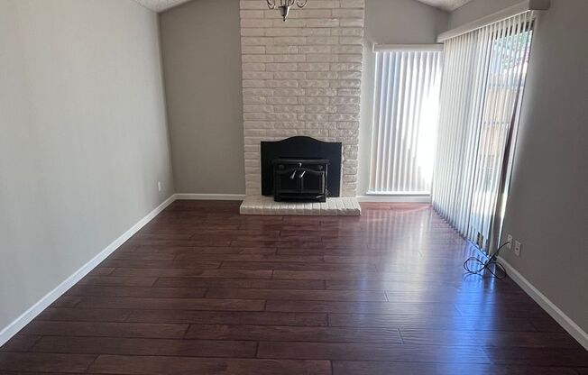 NICE UPDATED HOME IN CITRUS HEIGHTS!!