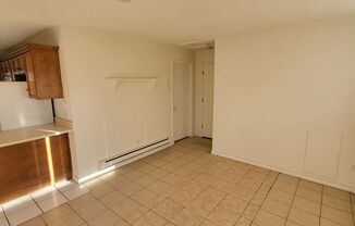 1 bed, 1 bath, 572 sqft, $500, Unit 327 - APT 6