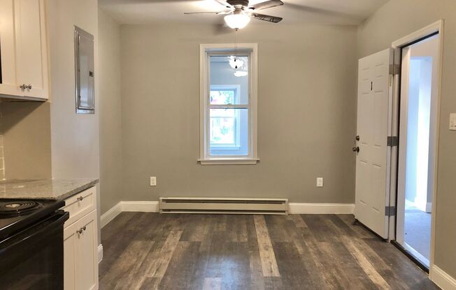 1 bed, 1 bath, $1,025, Unit Apt 1