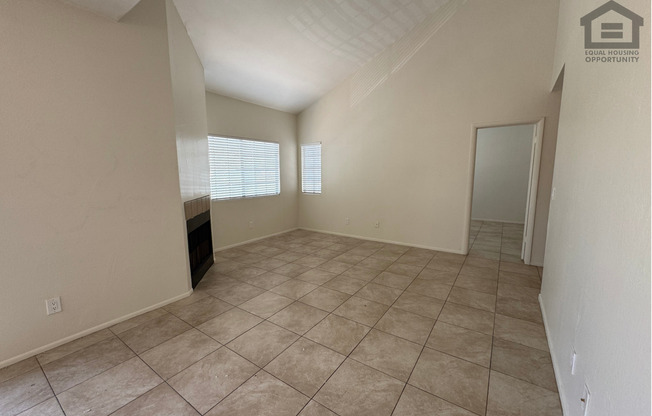 2 beds, 2 baths, $1,099, Unit UNIT 2034