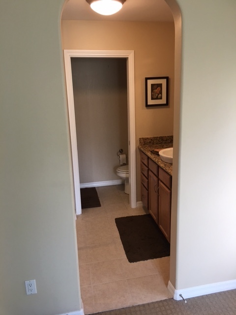 2 beds, 2 baths, $2,650, Unit Unit 284