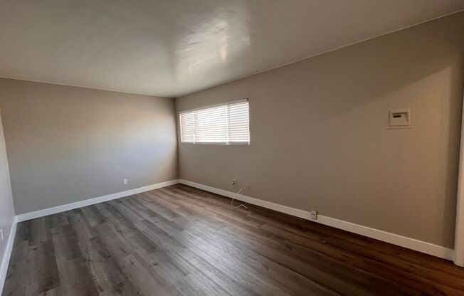 1 bed, 1 bath, 750 sqft, $1,775, Unit 12