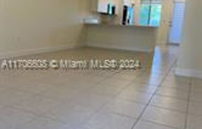 3 beds, 2 baths, $3,200, Unit 10270 NW 66th St appt 107 (A11706608)