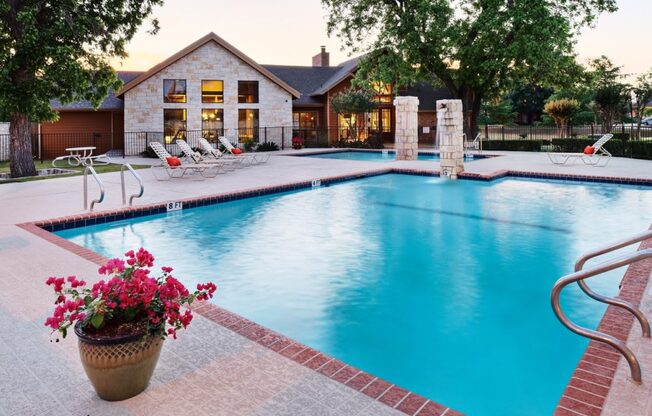 Spicewood Springs Apartment Homes