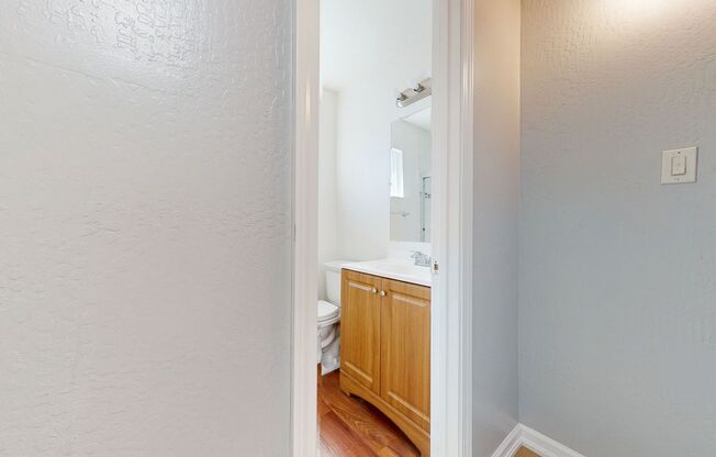 2 beds, 1 bath, 750 sqft, $2,450, Unit 620-6