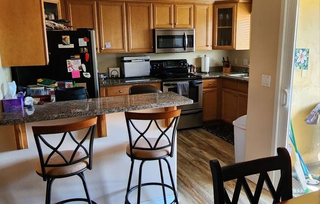 2 beds, 2 baths, $2,700, Unit Unit #275