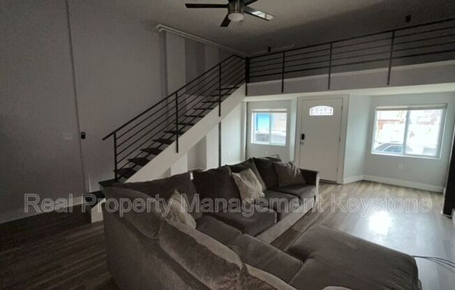 1245 CHARTIERS AVE