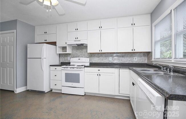 212 Kerr St NW Professionally Managed by Select Real Estate Group