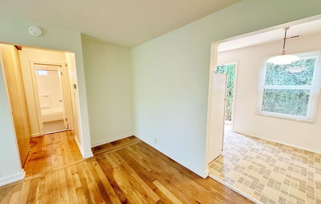 Beautifully remodeled 1-bedroom unit that is part of a 7-plex with off-street parking.
