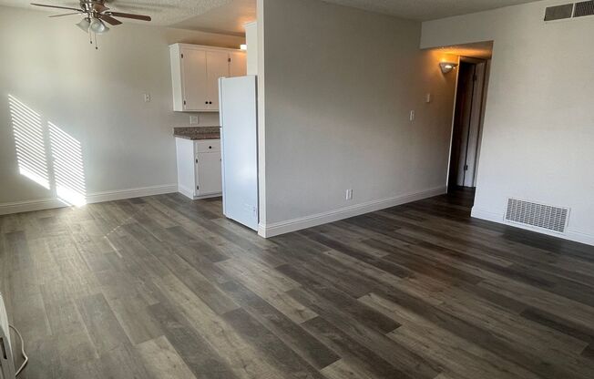 2 beds, 1 bath, 800 sqft, $1,500, Unit 38