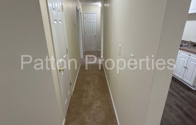 2 beds, 1 bath, 1,000 sqft, $825, Unit 12