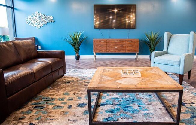 2 beds, 2 baths, 946 sqft, $1,299, Unit 530