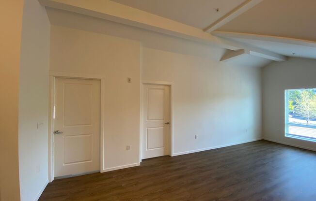 2 beds, 2 baths, 900 sqft, $2,895, Unit 2500-A