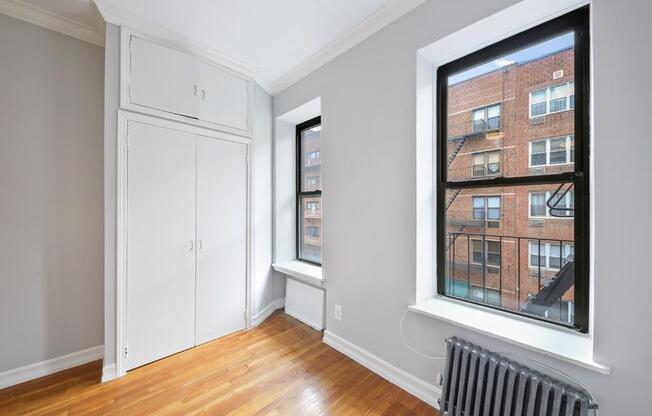 510 E 88 ST