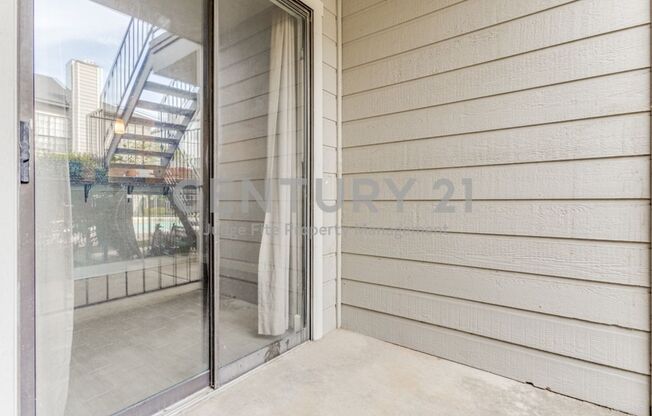 1 bed, 1 bath, $1,300, Unit # 111