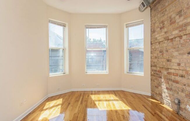 2 beds, 1 bath, 840 sqft, $3,100, Unit 2450-204