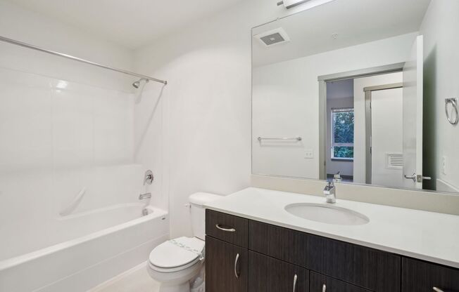 2 beds, 2 baths, 743 sqft, $2,150, Unit 405