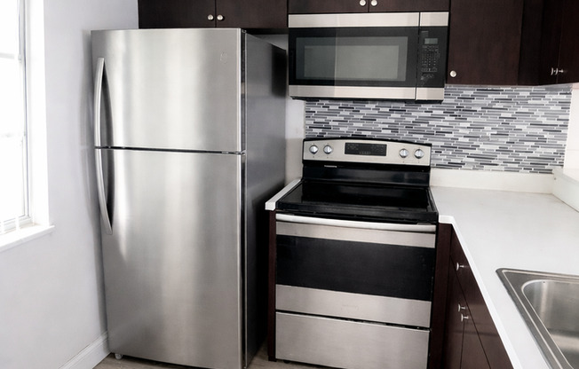 2 beds, 1 bath, 850 sqft, $1,850, Unit A-07