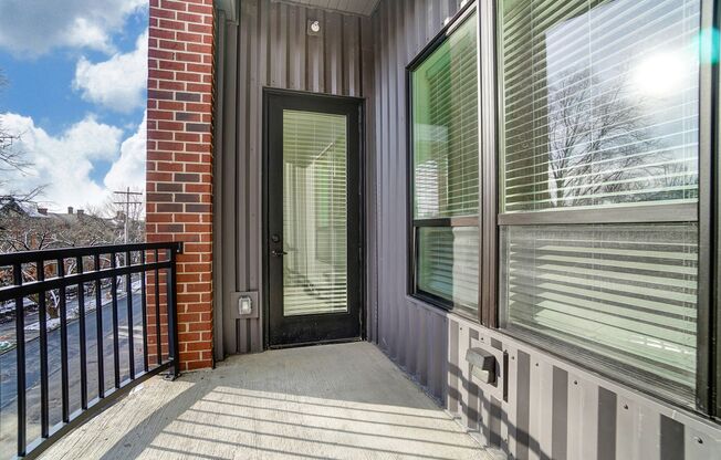 1 bed, 1 bath, 724 sqft, $1,540, Unit 210