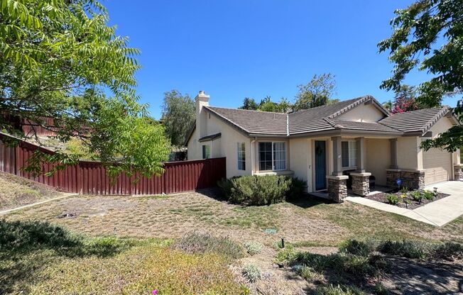 Charming Single-Story Rental in Canyon Crest Community!