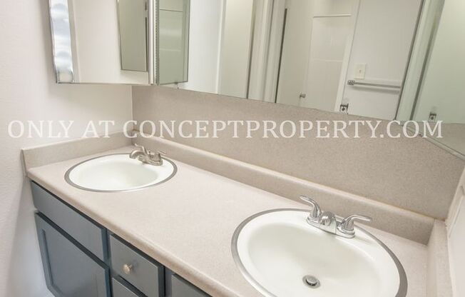 2 beds, 1 bath, 970 sqft, $1,299, Unit 15 PR