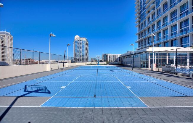 1 bed, 1.5 baths, $2,300, Unit # 1421