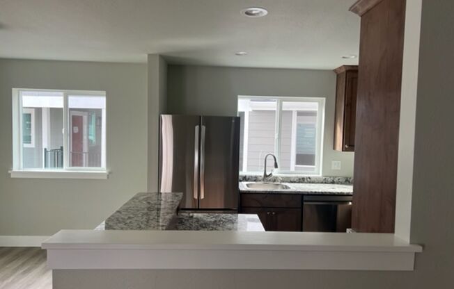 3 beds, 2 baths, 1,182 sqft, $1,795, Unit 409 H