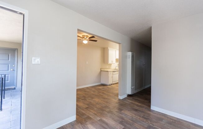 2 beds, 1 bath, $1,599, Unit 42