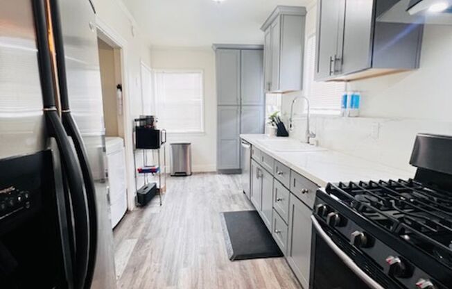 Ready for move in single family home,  2 bedroom, 1 bath in great residential location!