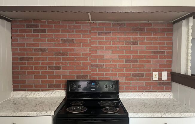 3 Bedroom, 1 Bath Home in Lancaster *accepts section 8*