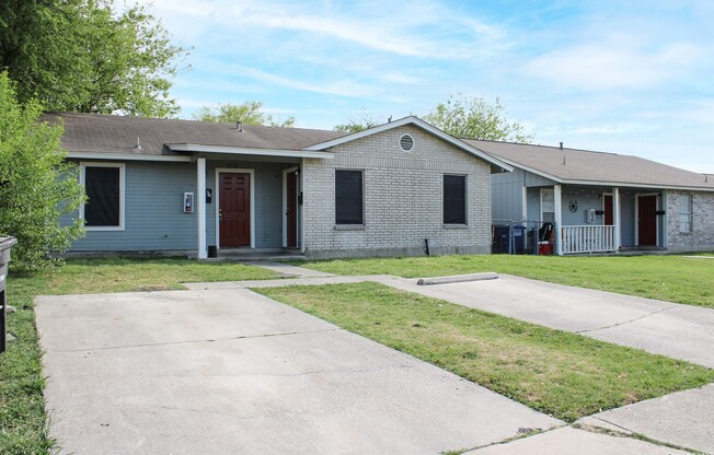 812 W OLMOS DR