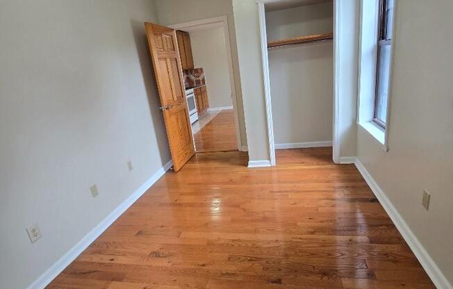 754 PARK PL