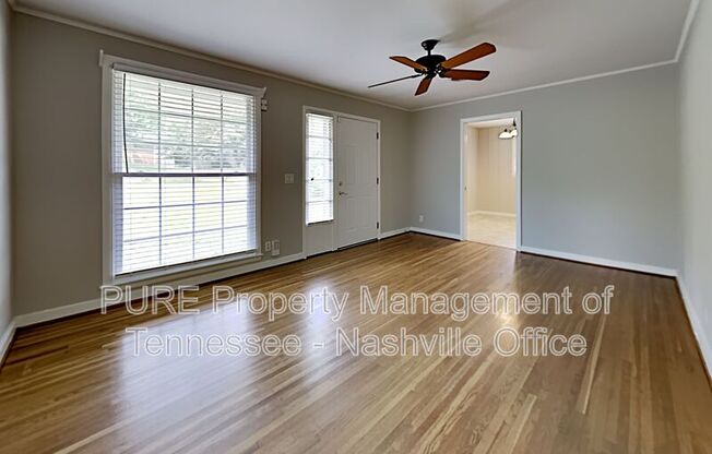 573 WHISPERING HLS DR
