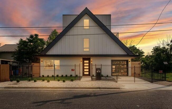 Incredible High-End New Construction Home for Rent in East Austin