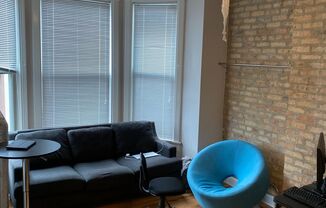 1 bed, 1 bath, $1,400, Unit 3251 - Unit 3A