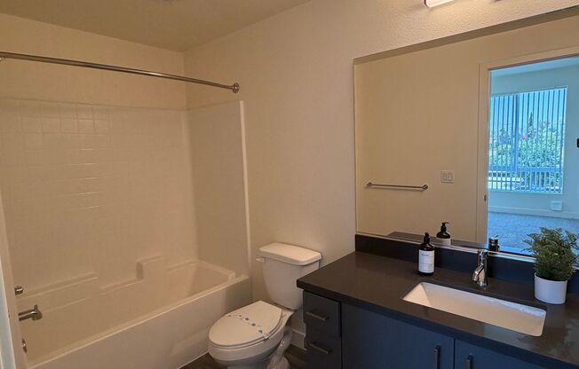 2 beds, 2 baths, 941 sqft, $2,675, Unit 301