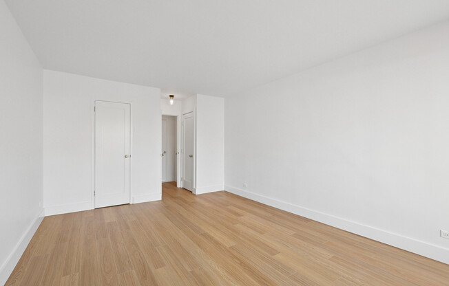 1 bed, 1 bath, $6,450, Unit 4H