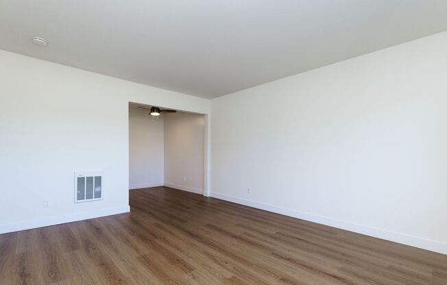 1 bed, 1 bath, 565 sqft, $1,945, Unit 308
