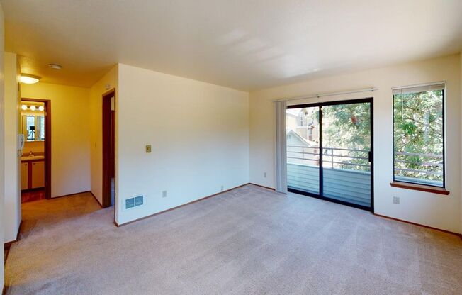 1 bed, 1 bath, 645 sqft, $1,745, Unit 201