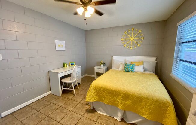 1 bed, 1 bath, $900