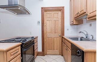 2 beds, 1 bath, 650 sqft, $3,725, Unit 1