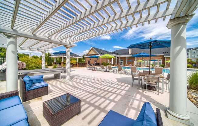 the meridian obici clubhouse patio at Meridian Obici, Suffolk, VA 23434
